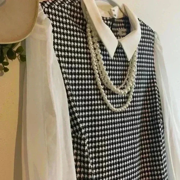 SHELBY & PALMER VINTAGE LOOK DRESS SIZE 16 with removable necklace - Picture 9 of 10